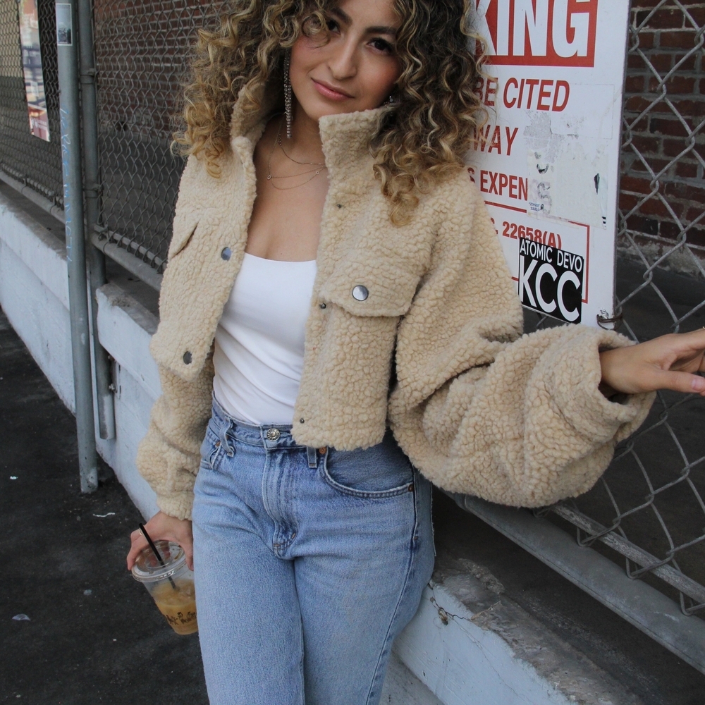 Cropped Teddy Sherpa Jacket in Beige - Women's
